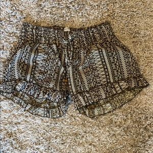 cute flowy summer shorts
